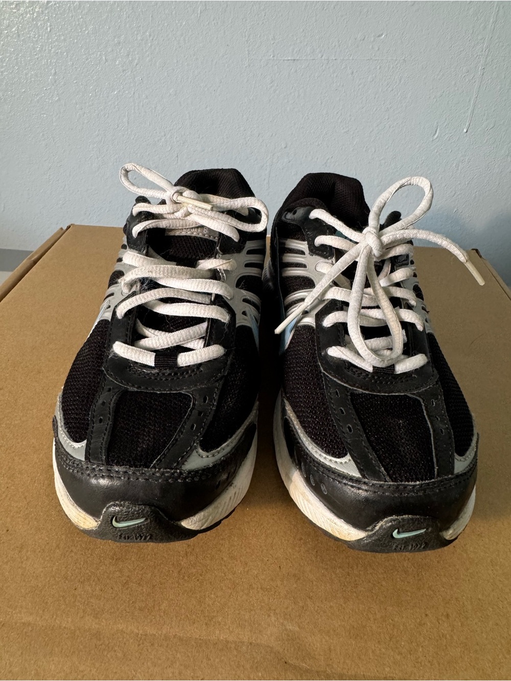 Nike Black and White Women’s Athletic Sneakers